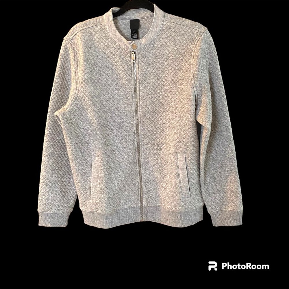 Perfect for FALL: Quilted Gray Zippered Jacket from H&M. Med NWOT
